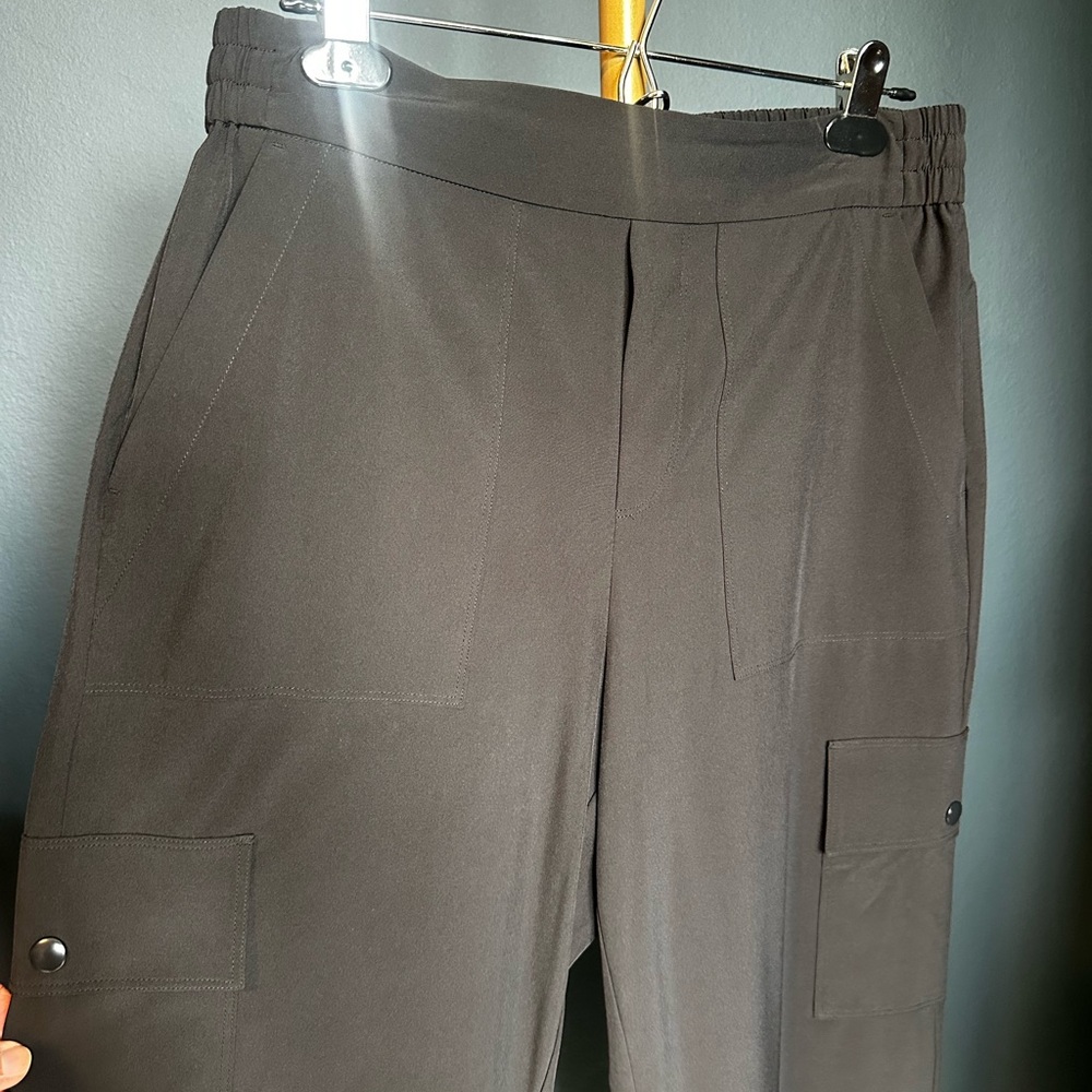 Lou & Grey Black Wide Leg Cargo Pants - Picture 4 of 8